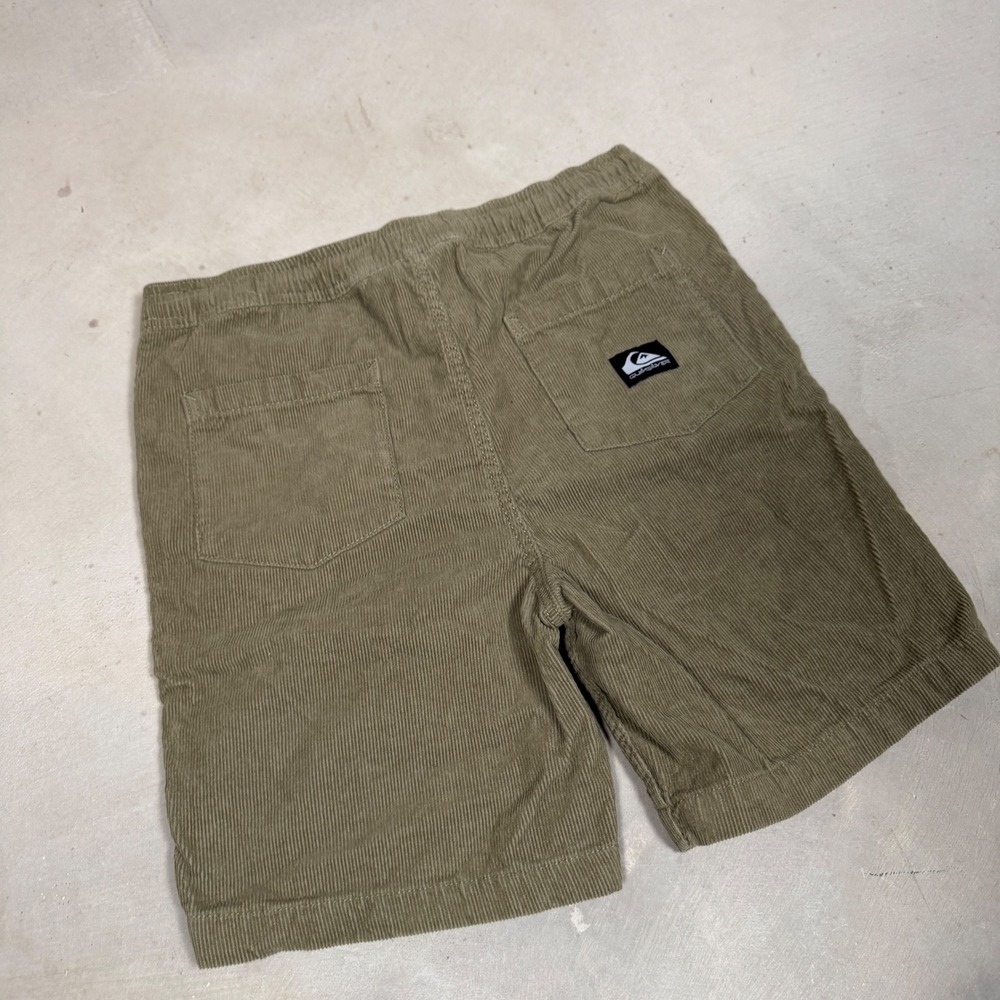 Quiksilver Mens Small Corduroy Shorts Olive Tan Elastic Waist Cotton size 30